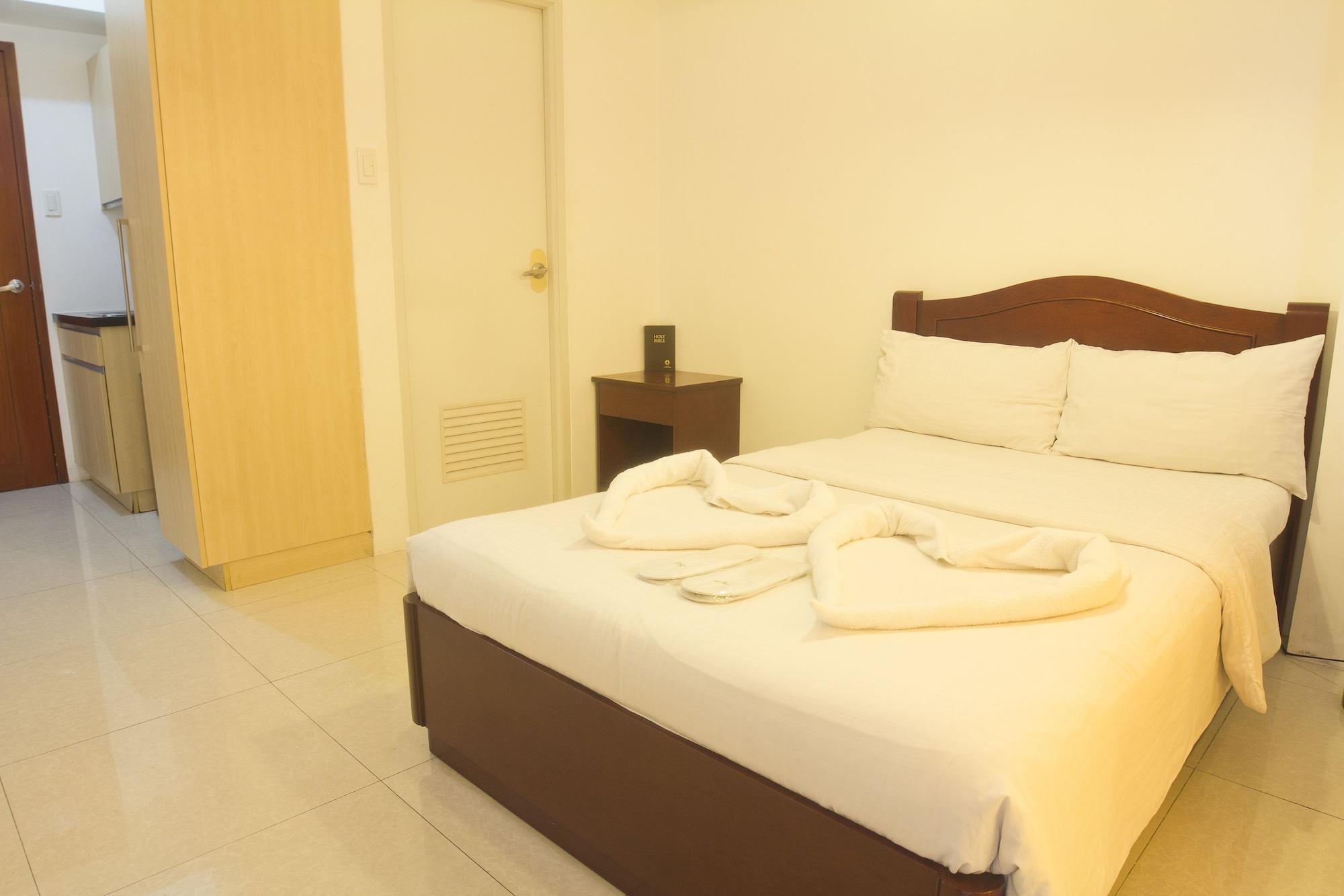 Oyo 893 Dian Suites Makati Manille Extérieur photo
