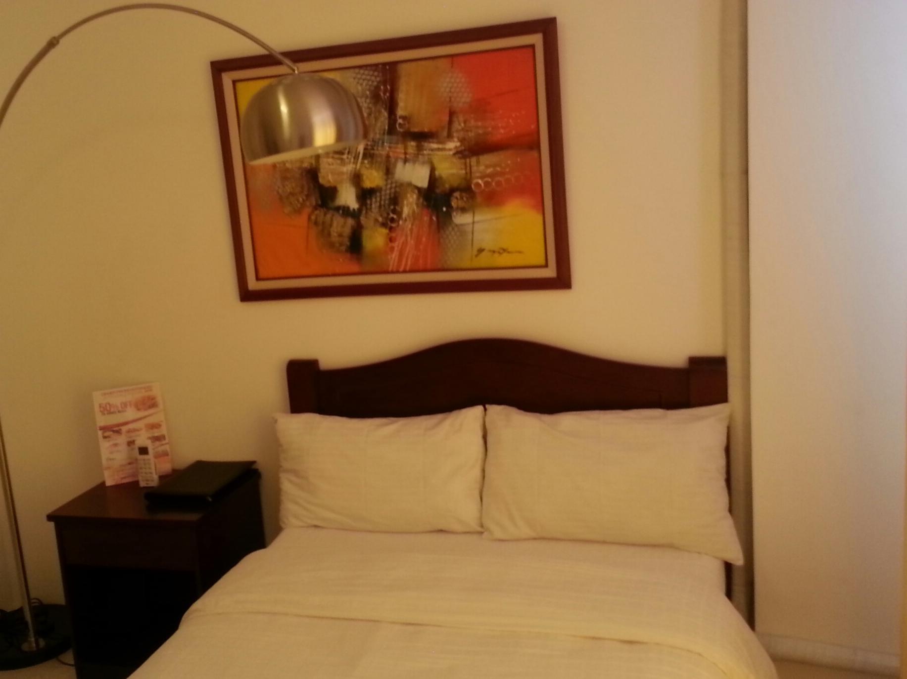 Oyo 893 Dian Suites Makati Manille Extérieur photo